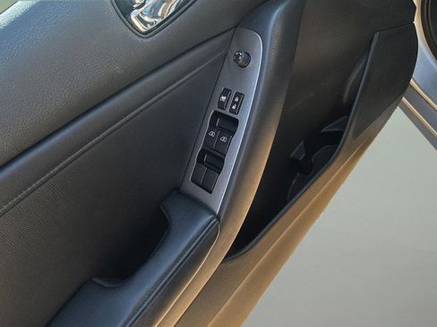 Used 2010 Nissan Altima 2.5 SL w/ SL Pkg image 17