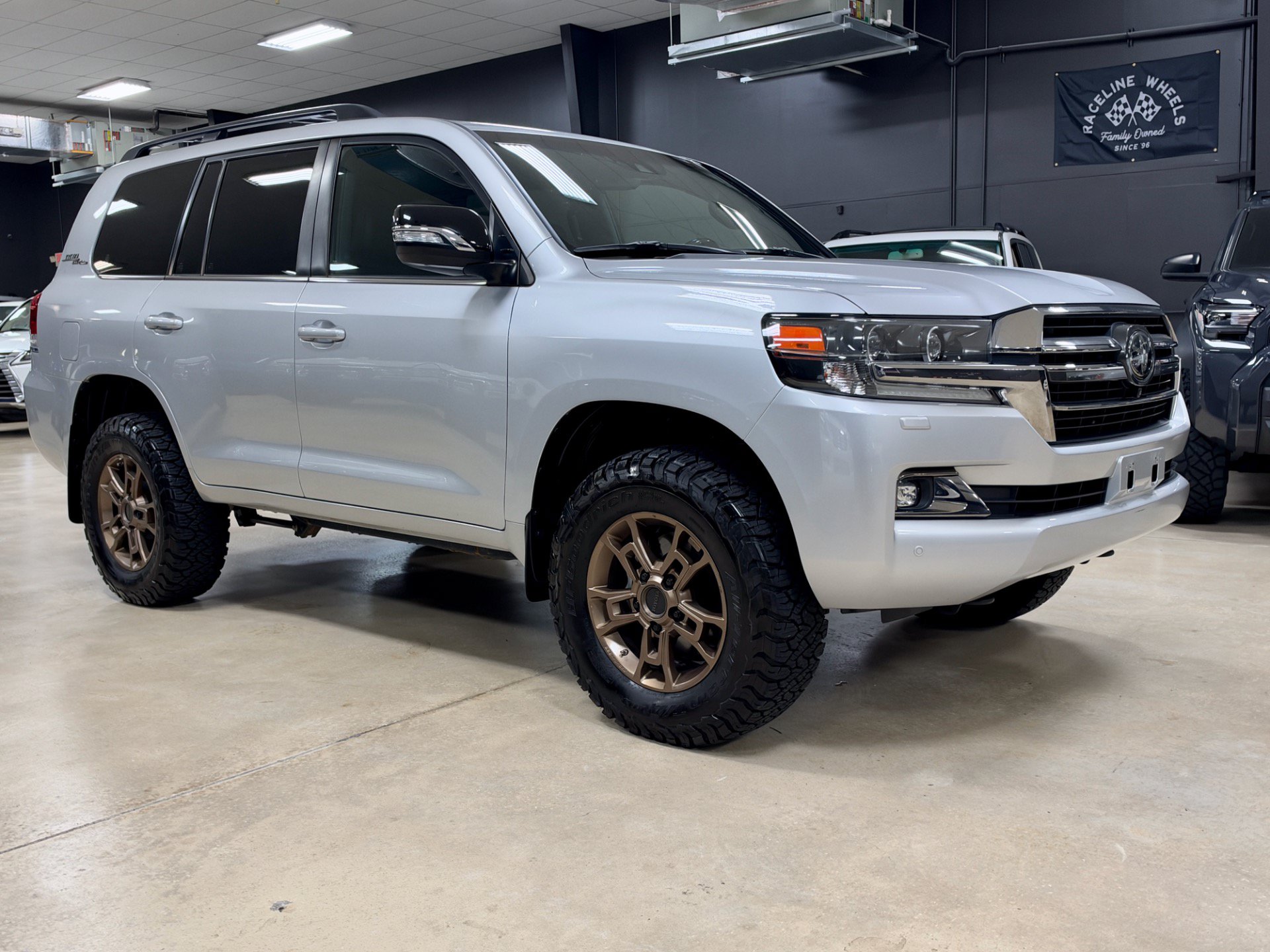Used 2021 Toyota Land Cruiser Heritage Edition AWD/4WD image 6