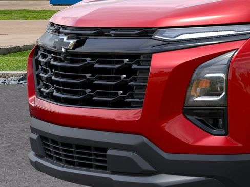 New 2027 Chevrolet Equinox LT w/ Convenience Package II FWD image 13