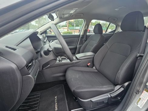 Used 2024 Nissan Sentra S FWD image 4