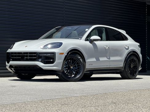 New 2026 Porsche Cayenne GTS AWD/4WD image 1