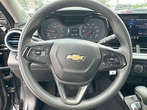 Used 2024 Chevrolet Trax LS w/ LS Convenience Package image 26