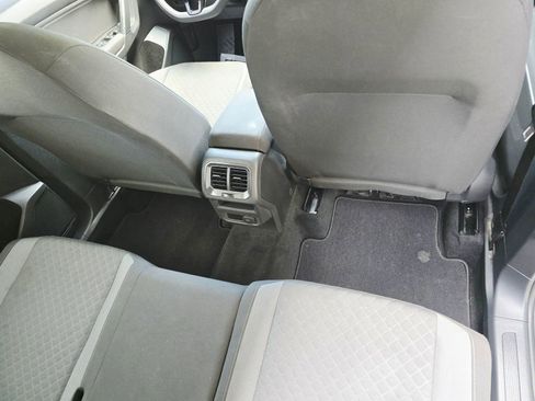 Used 2018 Volkswagen Tiguan S FWD image 35