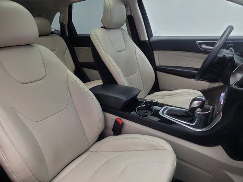 Used 2018 Ford Edge Titanium w/ Equipment Group 301A image 21