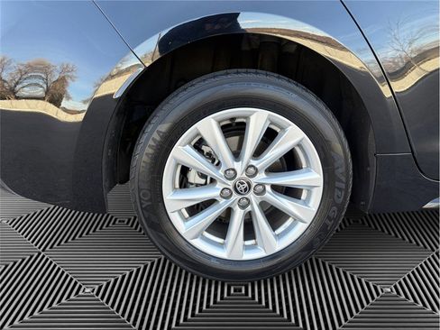 Used 2024 Toyota Corolla XLE image 14