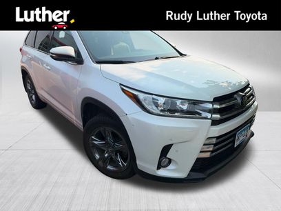 Used 2017 Toyota Highlander Limited Platinum w/ Carpet Mat Package