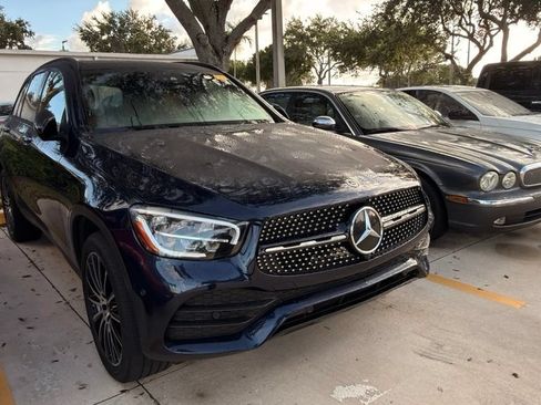 Used 2021 Mercedes-Benz GLC 300 image 4