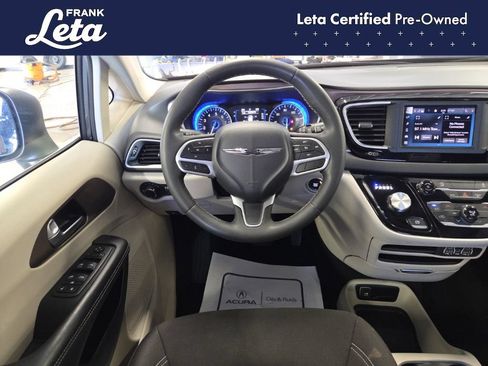 Used 2023 Chrysler Voyager LX FWD image 16