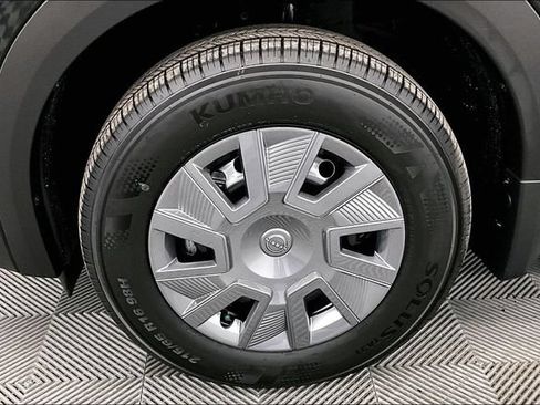 New 2026 Nissan Kicks S FWD image 12