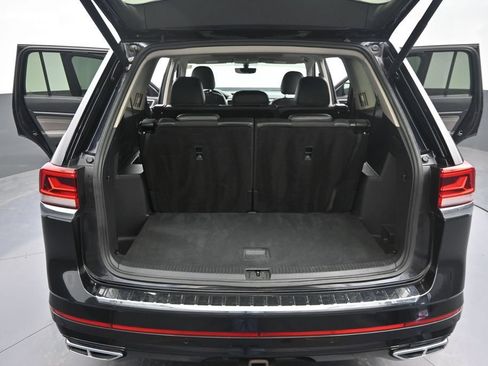 Used 2021 Volkswagen Atlas SE FWD image 32