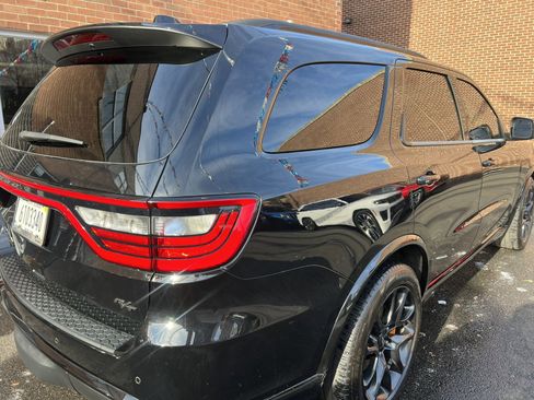 Used 2023 Dodge Durango R/T w/ Hemi Orange Plus Package image 6