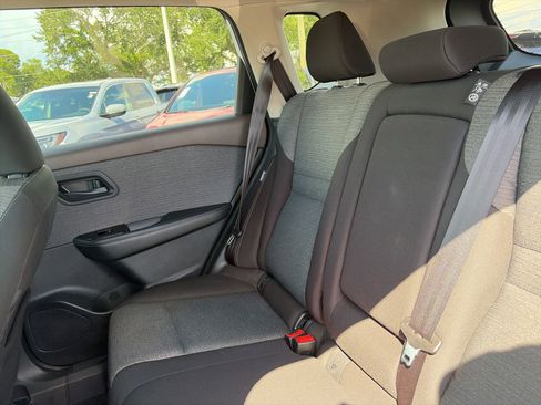 Used 2021 Nissan Rogue S FWD image 9