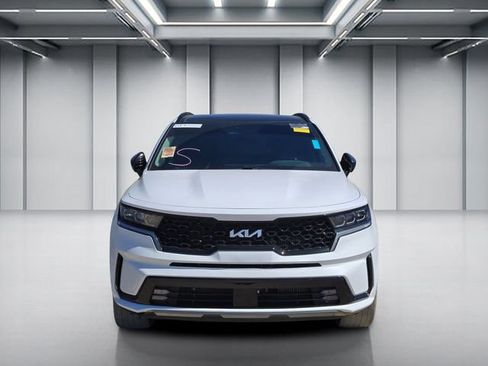 Used 2023 Kia Sorento SX AWD/4WD image 2
