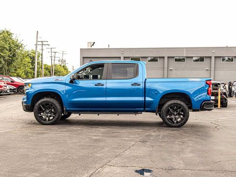 Used 2024 Chevrolet Silverado 1500 LT Trail Boss w/ LT Trail Boss Premium Package AWD/4WD image 6