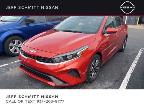Used 2022 Kia Forte LXS image 1