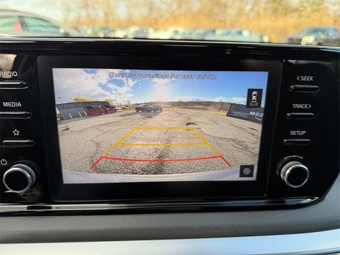 Used 2022 Kia K5 LX image 29