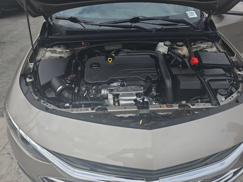 Used 2023 Chevrolet Malibu LT FWD image 20
