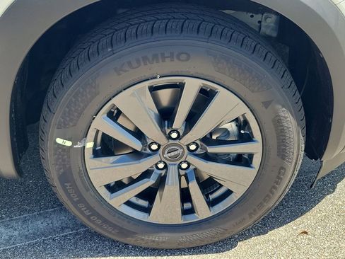 New 2026 Nissan Pathfinder SV AWD/4WD image 3