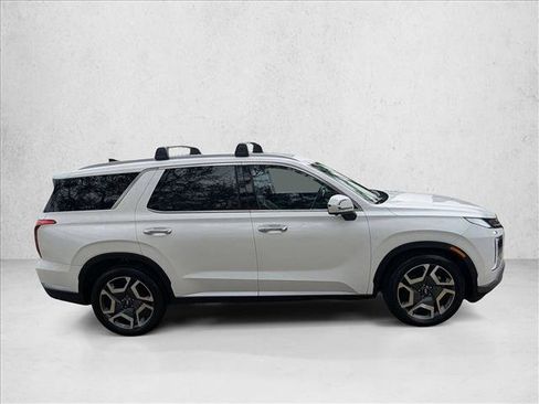 Used 2023 Hyundai Palisade SEL image 4