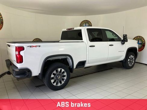 Used 2022 Chevrolet Silverado 2500 Custom w/ Custom Convenience Package AWD/4WD image 21