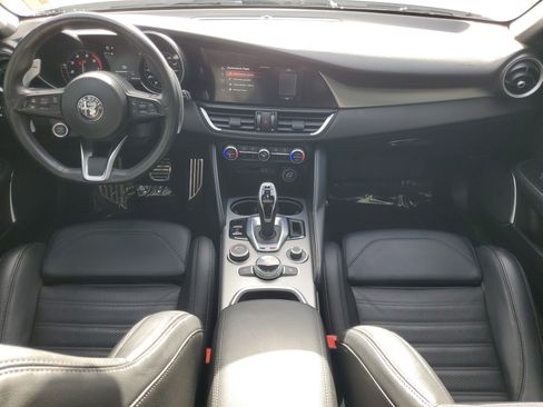 Used 2022 Alfa Romeo Giulia Veloce image 20