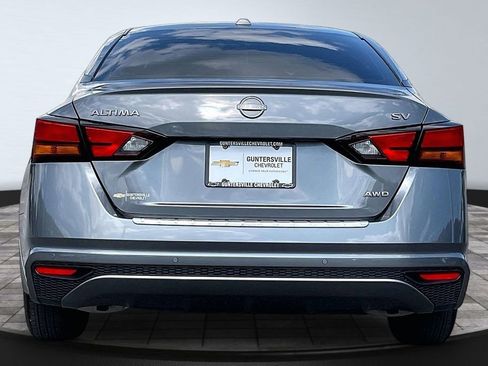 Used 2023 Nissan Altima 2.5 SV AWD/4WD image 4