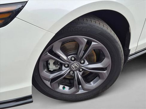 Used 2024 Honda Accord EX-L image 10