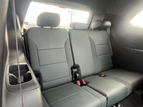 Used 2026 GMC Acadia AT4 w/ Super Cruise Package image 46