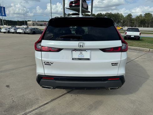 Certified 2026 Honda CR-V Sport Touring image 7