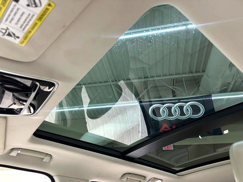 Used 2014 Land Rover Range Rover HSE image 33