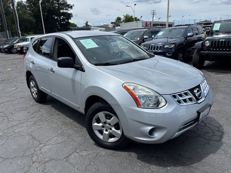 Used 2011 Nissan Rogue S FWD image 2