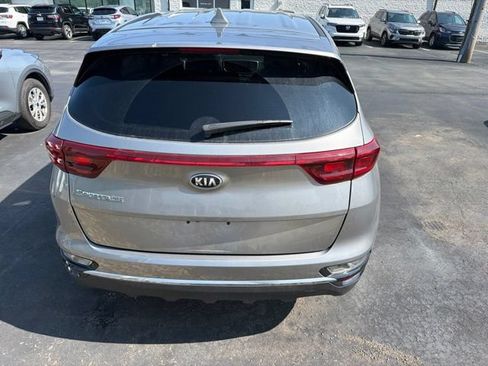 Used 2022 Kia Sportage LX AWD/4WD image 5