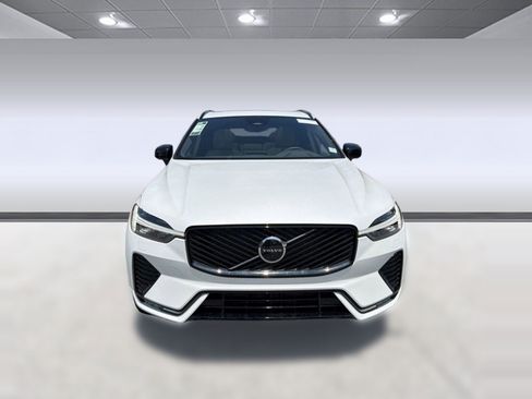 New 2026 Volvo XC60 B5 Plus w/ Climate Package AWD/4WD image 6
