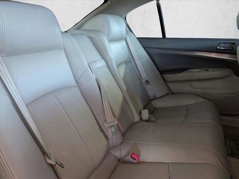 Used 2011 INFINITI G25 Journey RWD image 19