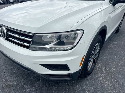 Used 2020 Volkswagen Tiguan SE FWD image 10