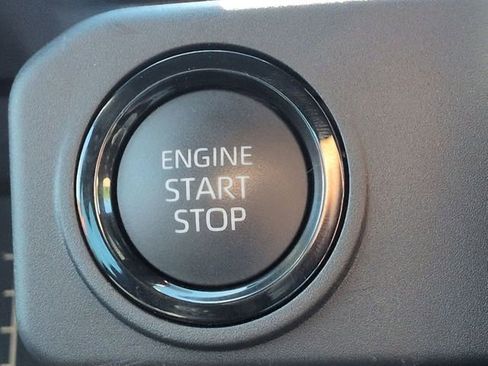 Certified 2026 Toyota Tacoma SR AWD/4WD image 18