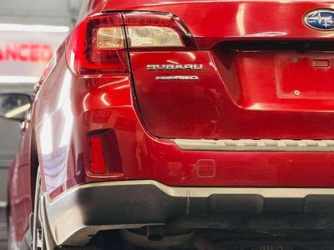 Used 2016 Subaru Outback 2.5i Limited image 11