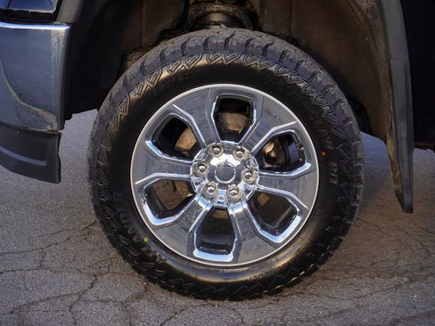 Used 2015 GMC Sierra 1500 SLT w/ SLT Crew Cab Value Package image 10