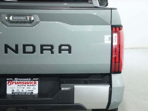 Used 2024 Toyota Tundra Limited AWD/4WD image 47