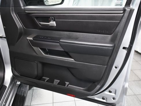 Used 2024 Toyota Sequoia Platinum image 13