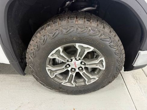 New 2026 GMC Sierra 1500 Pro w/ Pro Value Package image 4