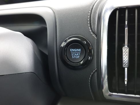 Used 2025 Ford Expedition Platinum AWD/4WD image 21