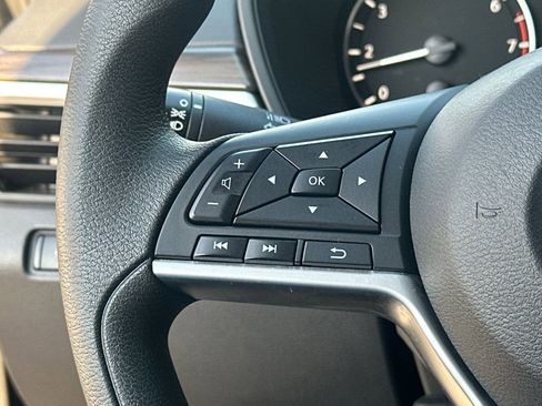 Certified 2023 Nissan Altima 2.5 SV image 24