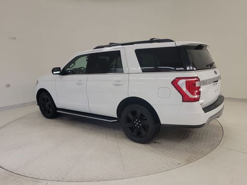 Used 2020 Ford Expedition XLT w/ Equipment Group 202A image 3