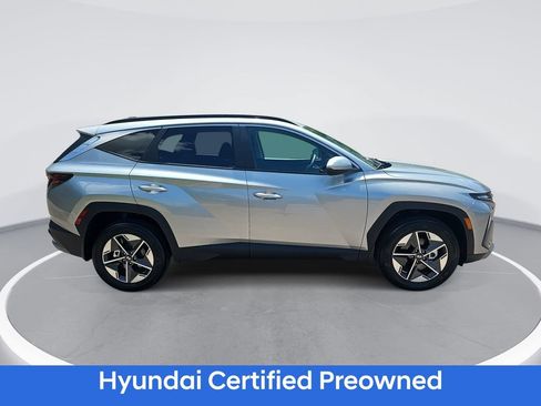 Certified 2025 Hyundai Tucson SEL AWD/4WD image 4