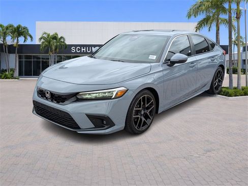 Used 2022 Honda Civic Sport Touring image 3