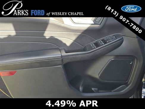 Certified 2021 Ford Escape SE w/ SE Sport Appearance Package image 17