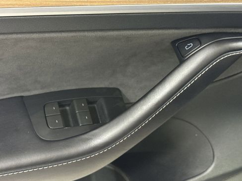 Used 2023 Tesla Model 3 Standard Range RWD image 27