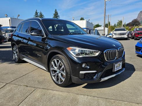 Used 2016 BMW X1 xDrive28i AWD/4WD image 3