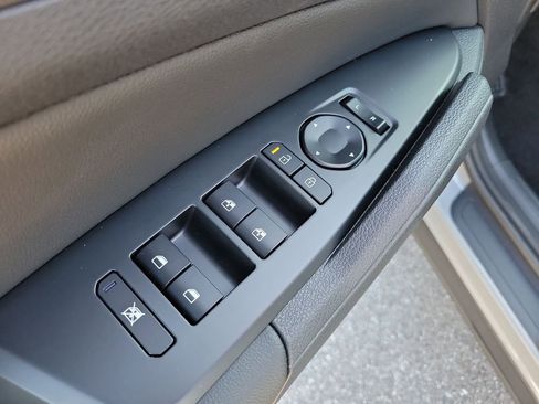 New 2026 Kia Sportage AWD Hybrid image 22